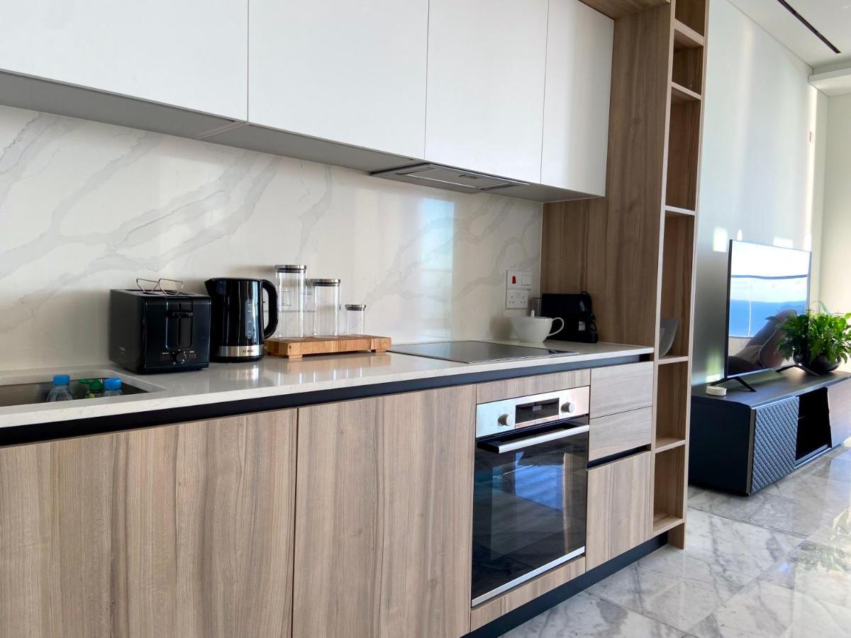 Luxury Private Apartments - Limassol Extérieur photo